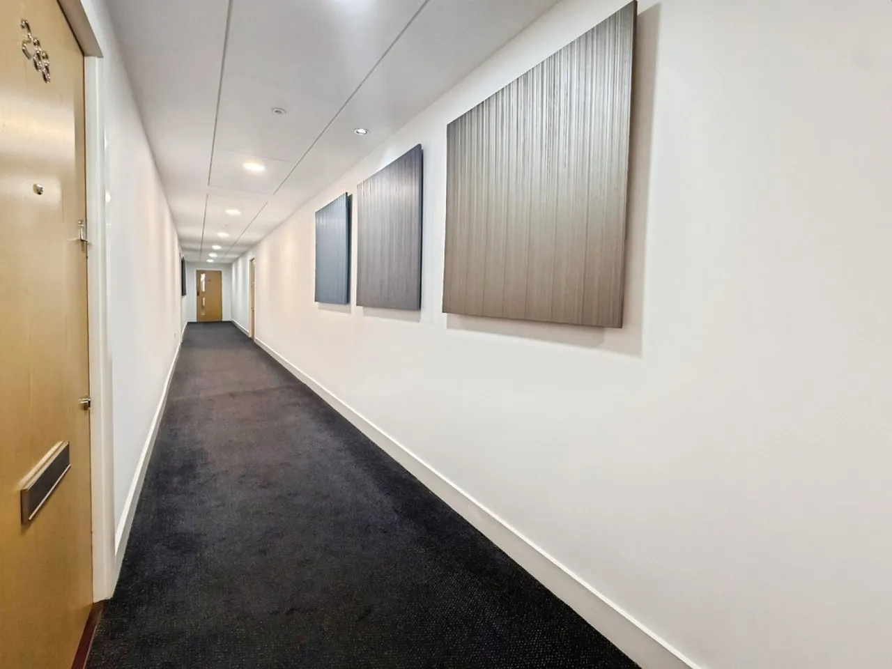 Heron House, Kennet Island, photo 7