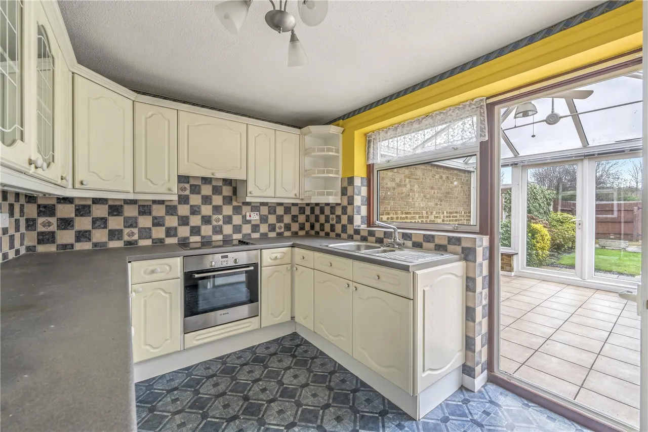 Wordsworth Road, Hampton, TW12 1ET, photo 5