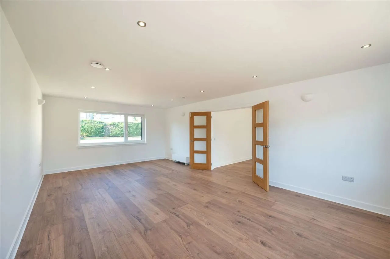 Broomhill Avenue, Penicuik, EH26, photo 7