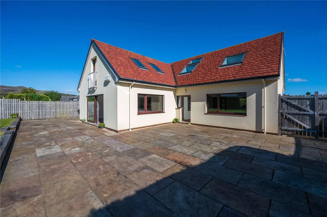Broomhill Avenue, Penicuik, EH26, photo 21