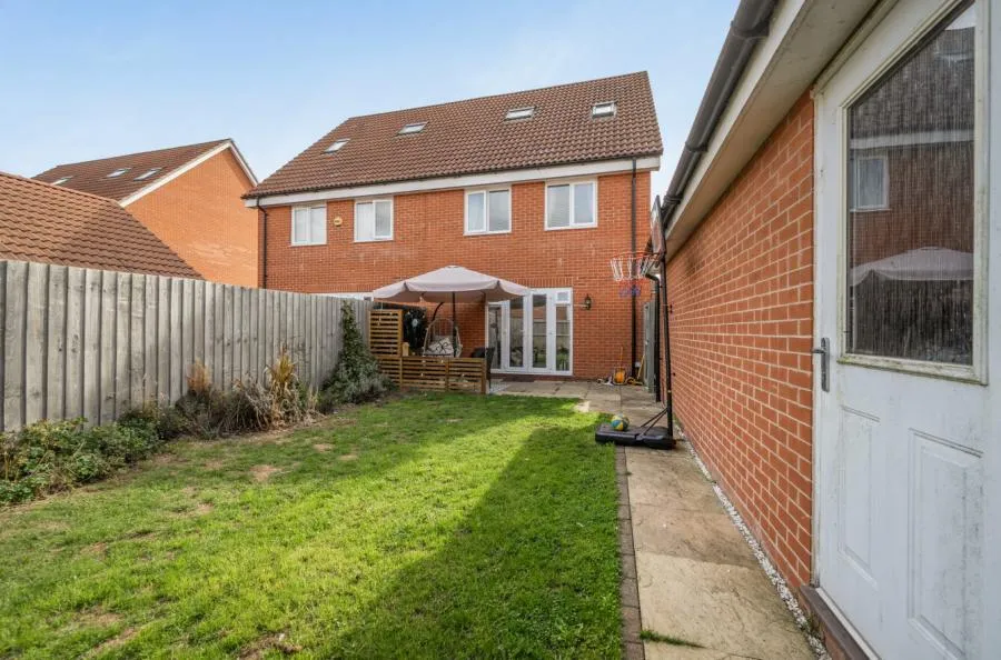 Swallow Drive, Wymondham, NR18, photo 13