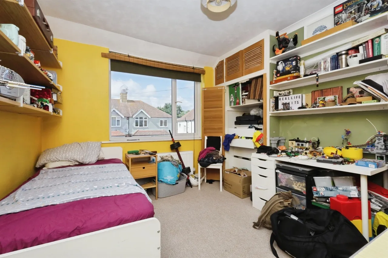 St. Philips Avenue, Eastbourne, photo 6