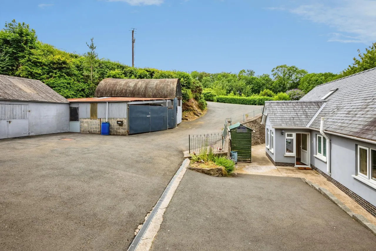 Penlon Road, Newcastle Emlyn, SA38, photo 18
