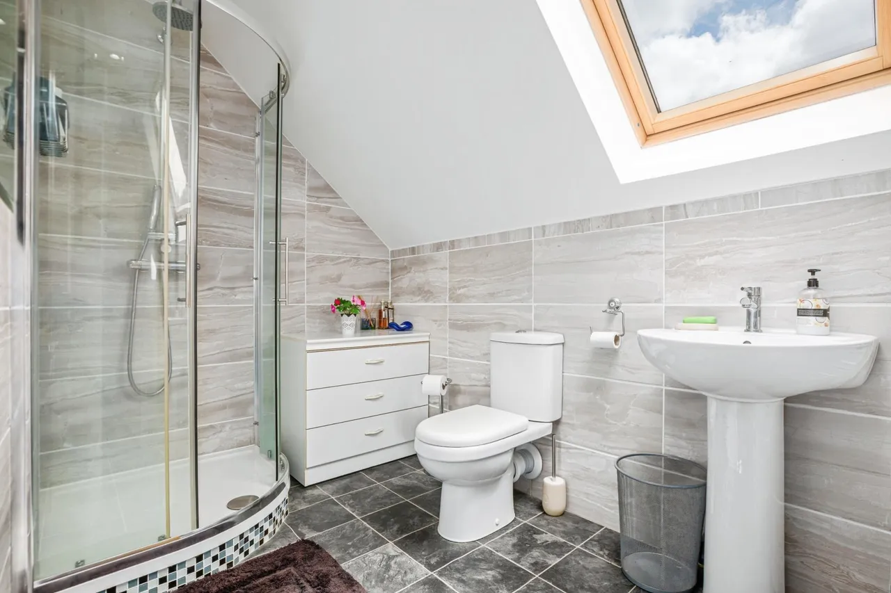 Penlon Road, Newcastle Emlyn, SA38, photo 13