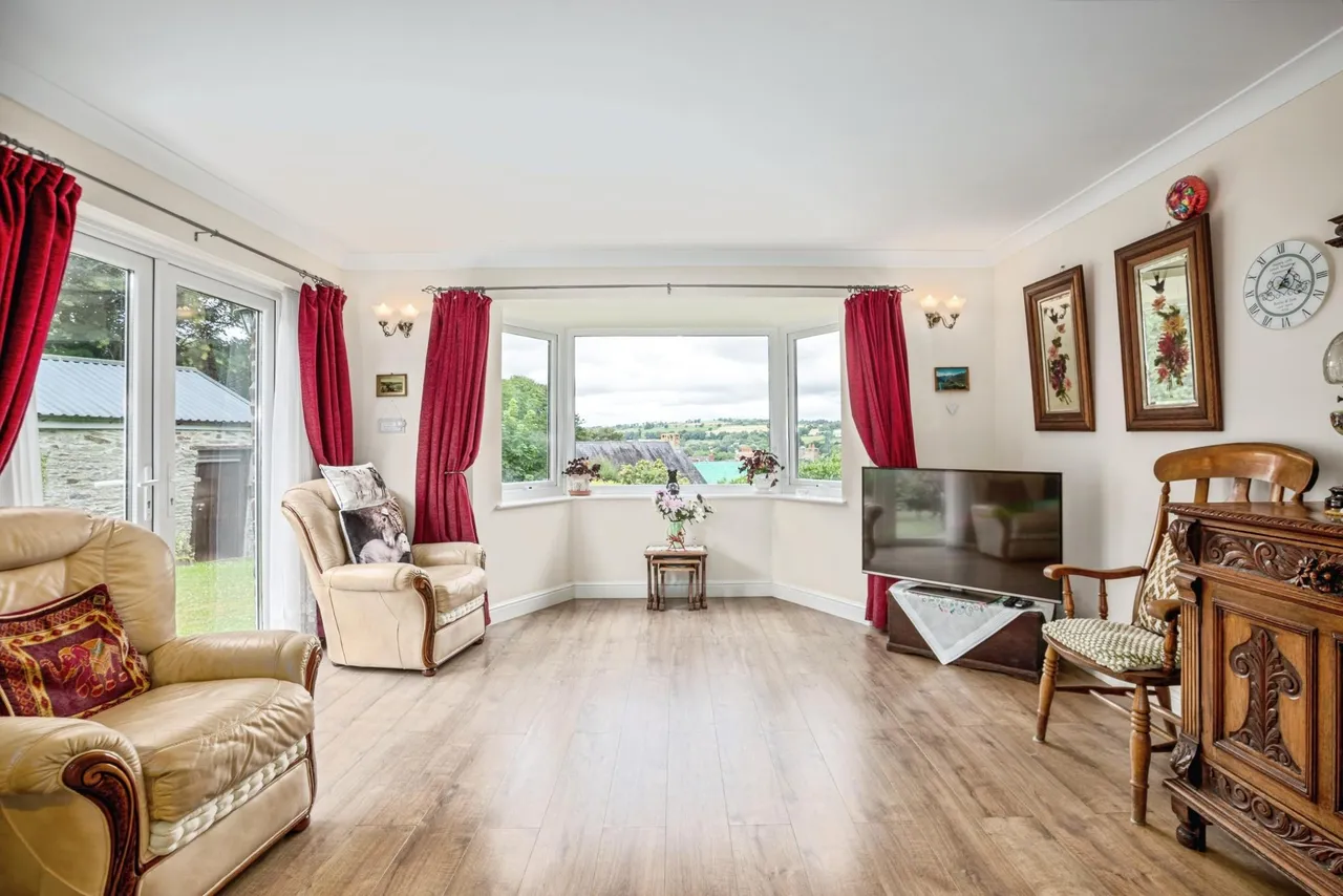 Penlon Road, Newcastle Emlyn, SA38, photo 3