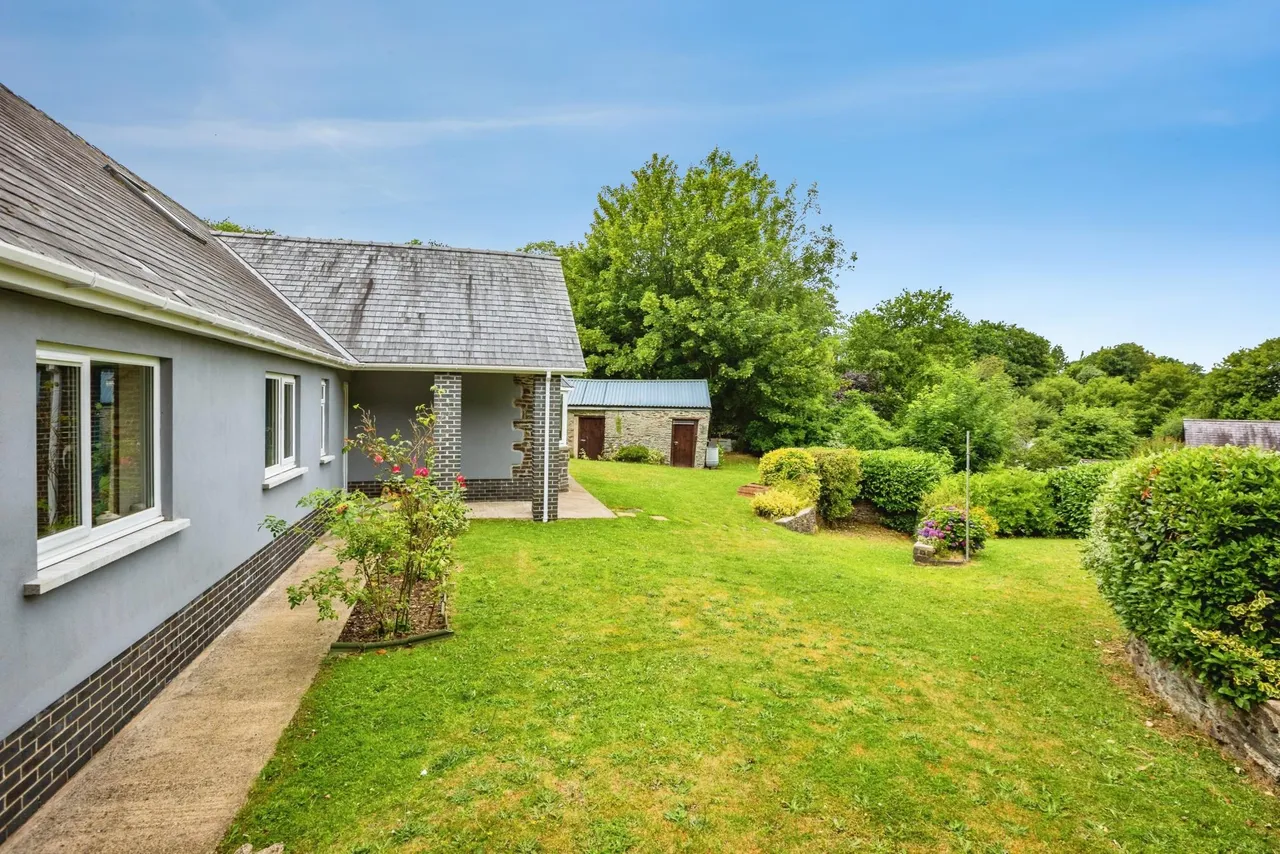 Penlon Road, Newcastle Emlyn, SA38, photo 16