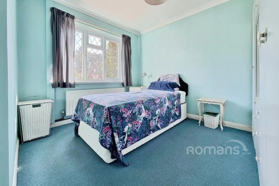 Broom Acres, Sandhurst, GU47, photo 11
