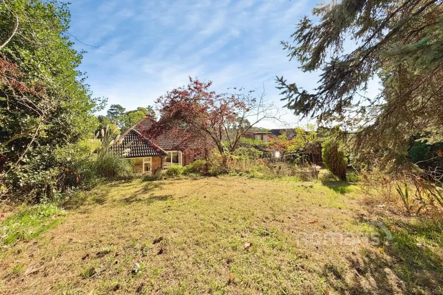 Broom Acres, Sandhurst, GU47, photo 2