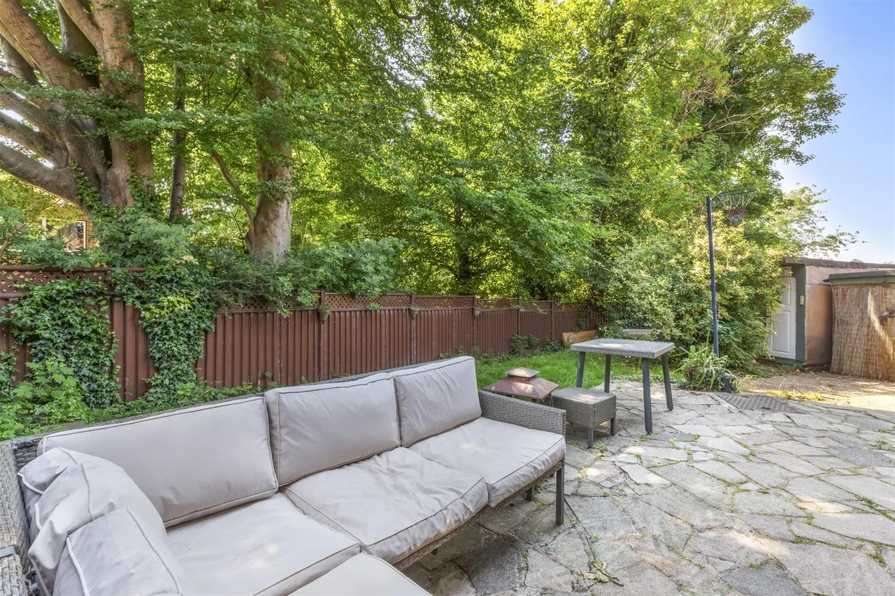 Uplands Close, High Wycombe, HP13, photo 15