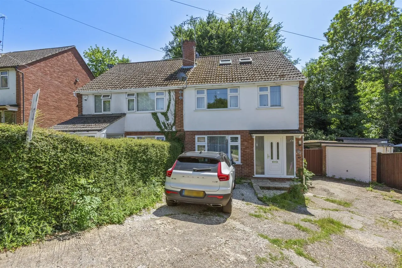 4 bed house for sale, Uplands Close, High Wycombe, HP13