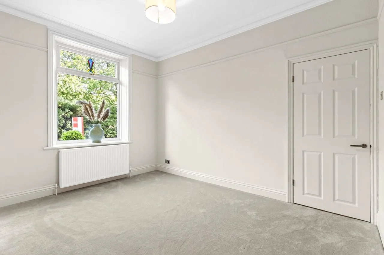 Carr Road, Calverley, Pudsey, West Yorkshire, LS28, photo 12