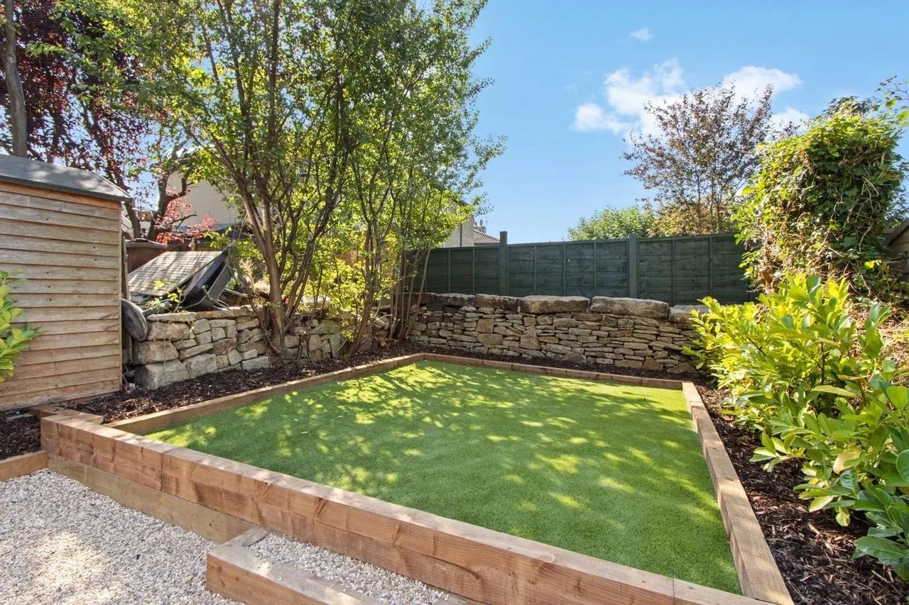 Carr Road, Calverley, Pudsey, West Yorkshire, LS28, photo 22