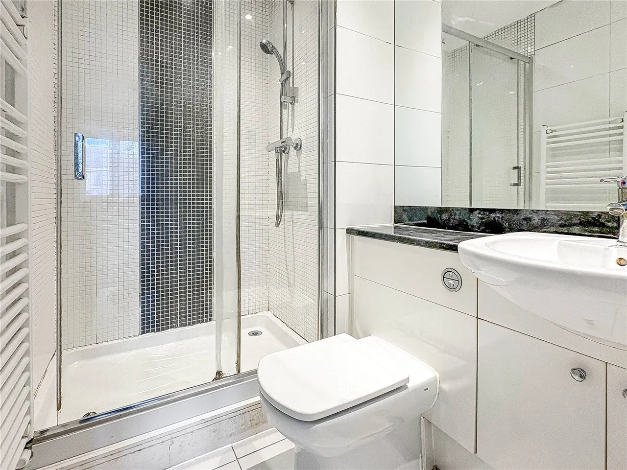 Dunnell Close, Sunbury-on-Thames, TW16, photo 6