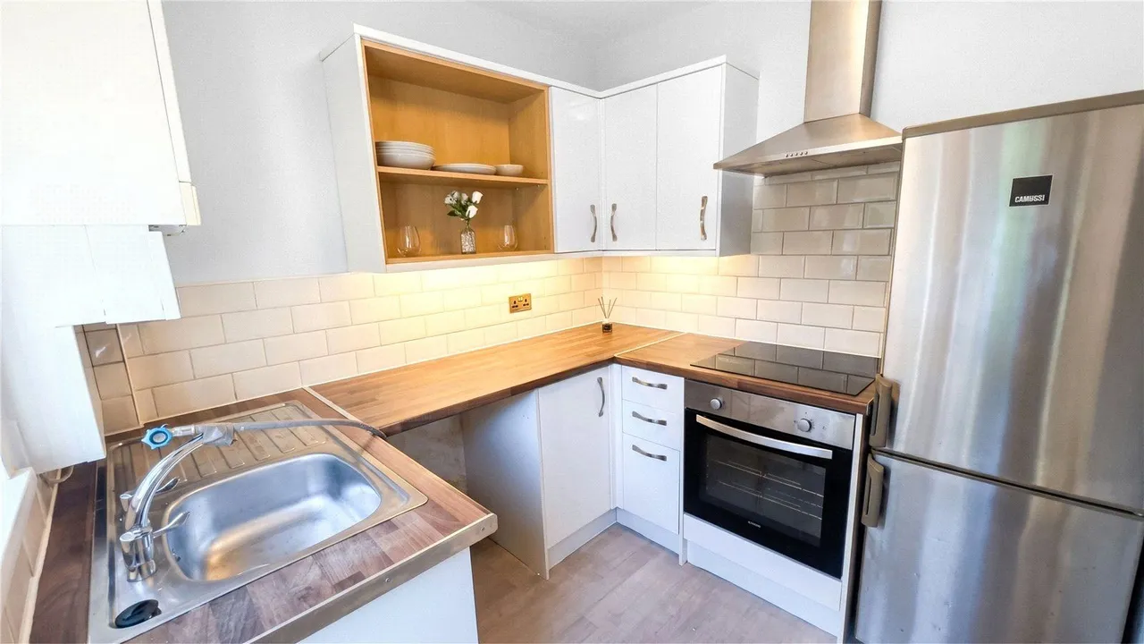 Selborne Mews, Blackburn, BB2, photo 2