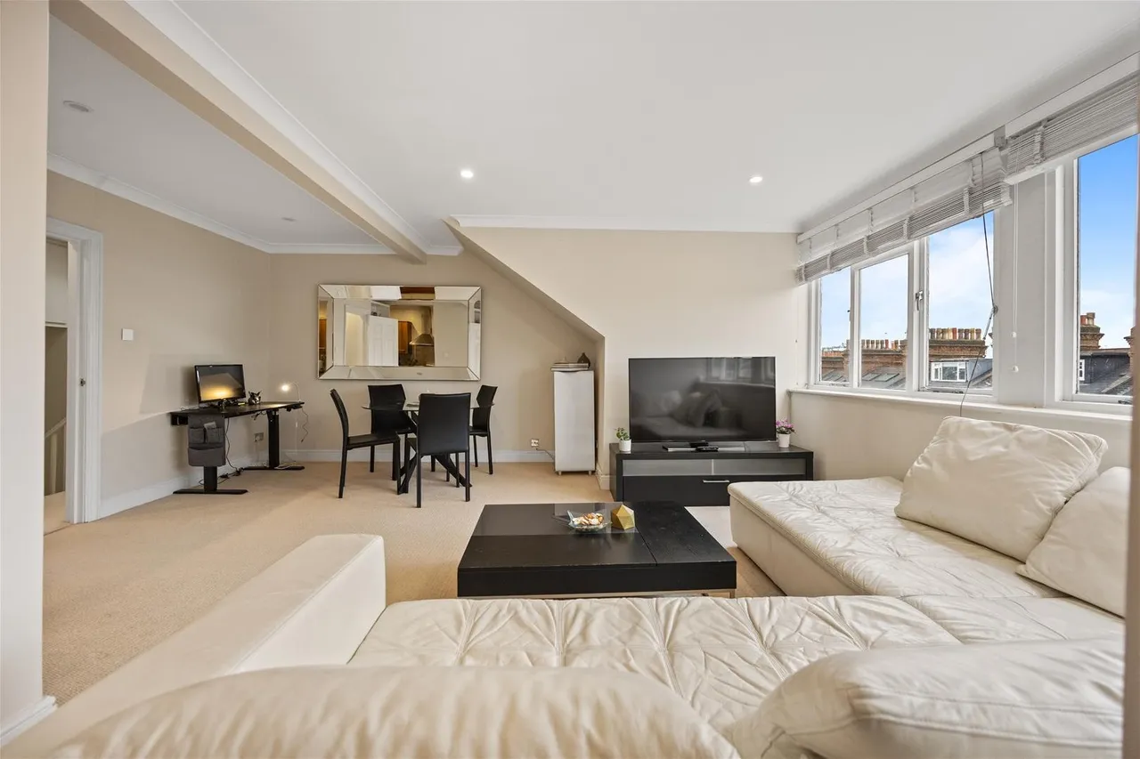 1 bed flat for sale — Denning Road Hampstead, London NW3 1ST