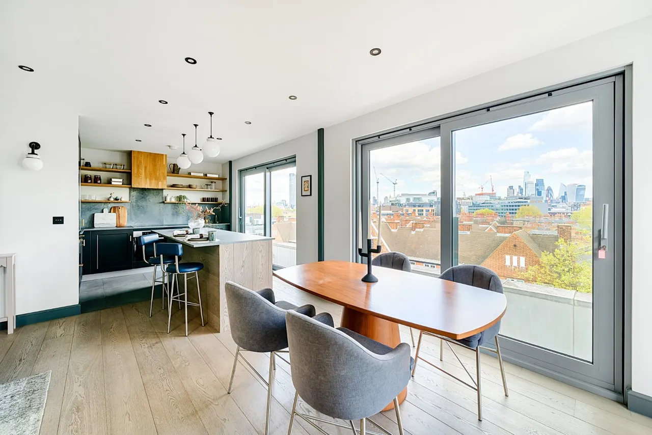 Waterloo Road, Southwark, London, SE1, photo 7