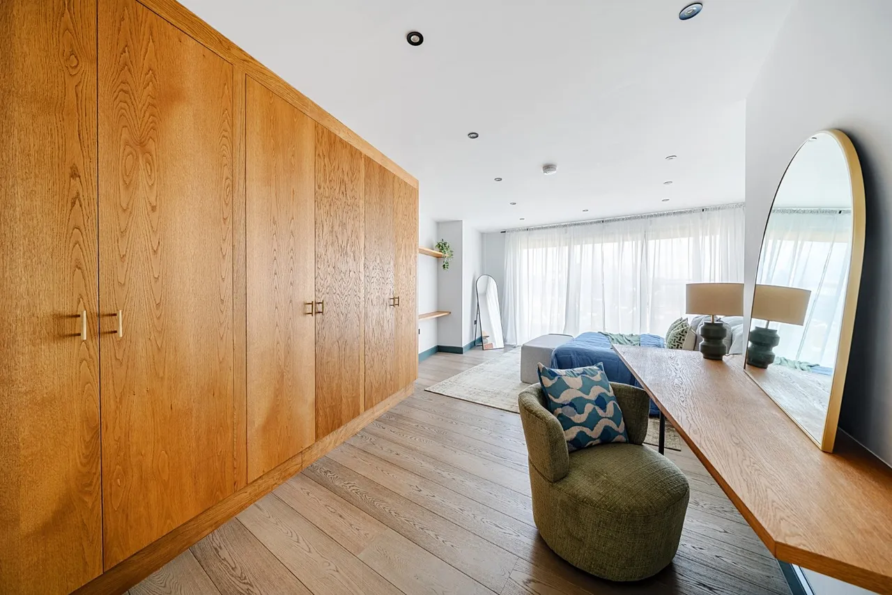 Waterloo Road, Southwark, London, SE1, photo 11
