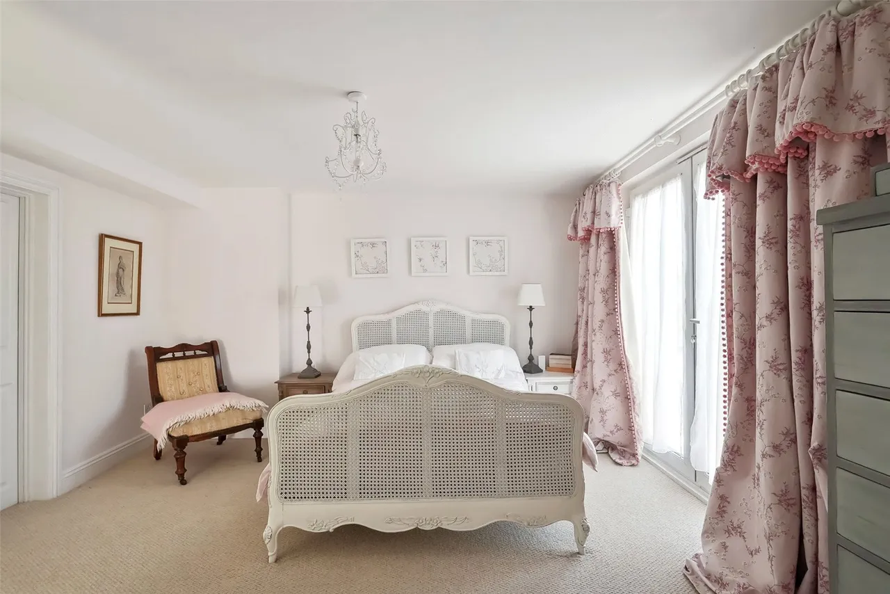 Russell Road, Twickenham, TW2 7QT, photo 11