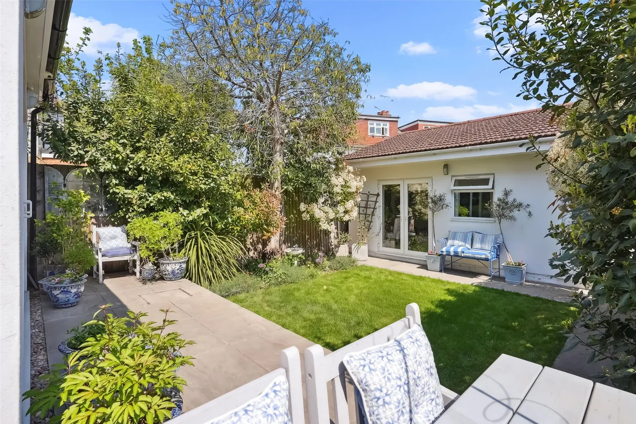 Russell Road, Twickenham, TW2 7QT, photo 14