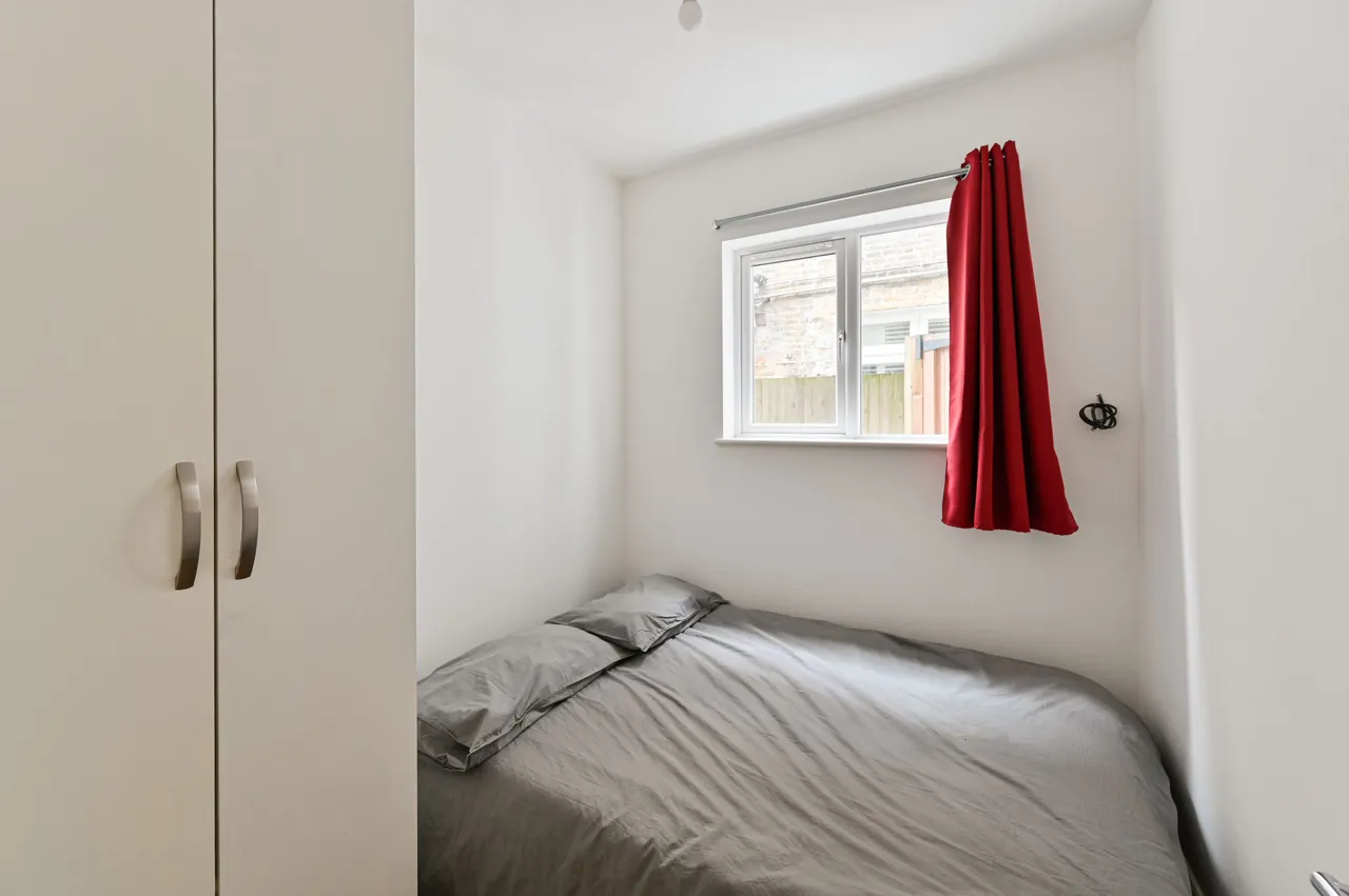 Flat 2, 33 Drewstead Road, London, photo 4
