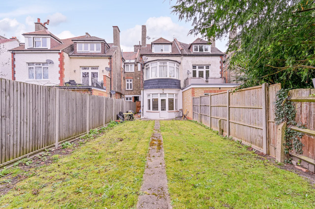 Flat 2, 33 Drewstead Road, London, photo 5
