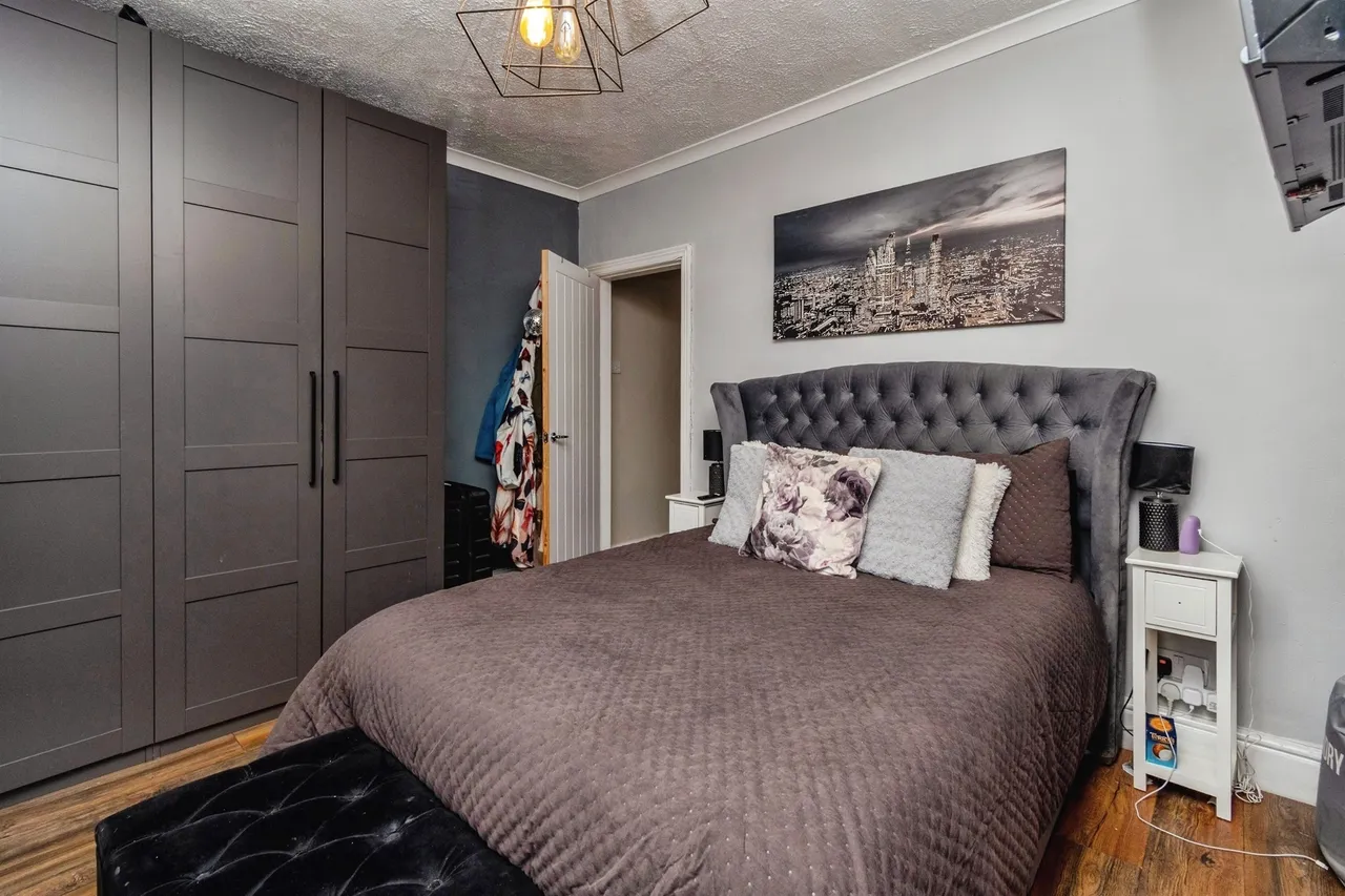 Lichfield Road, Shelfield, WS4, photo 8