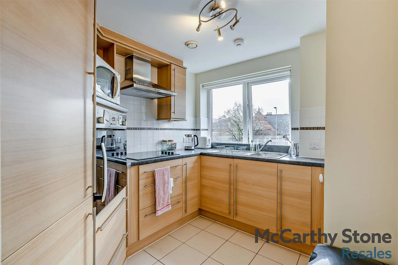 Marlborough Road, Cardiff, CF23, photo 7