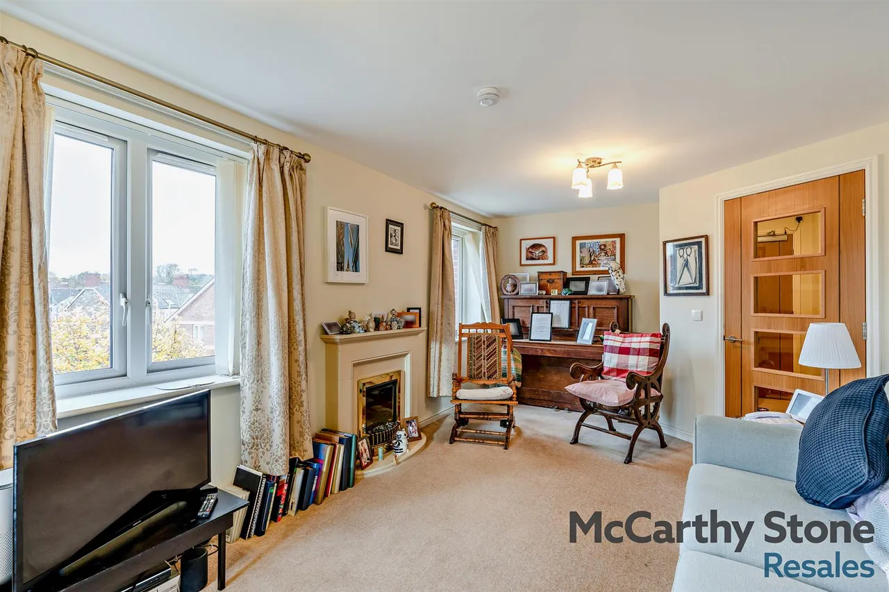 Marlborough Road, Cardiff, CF23, photo 4
