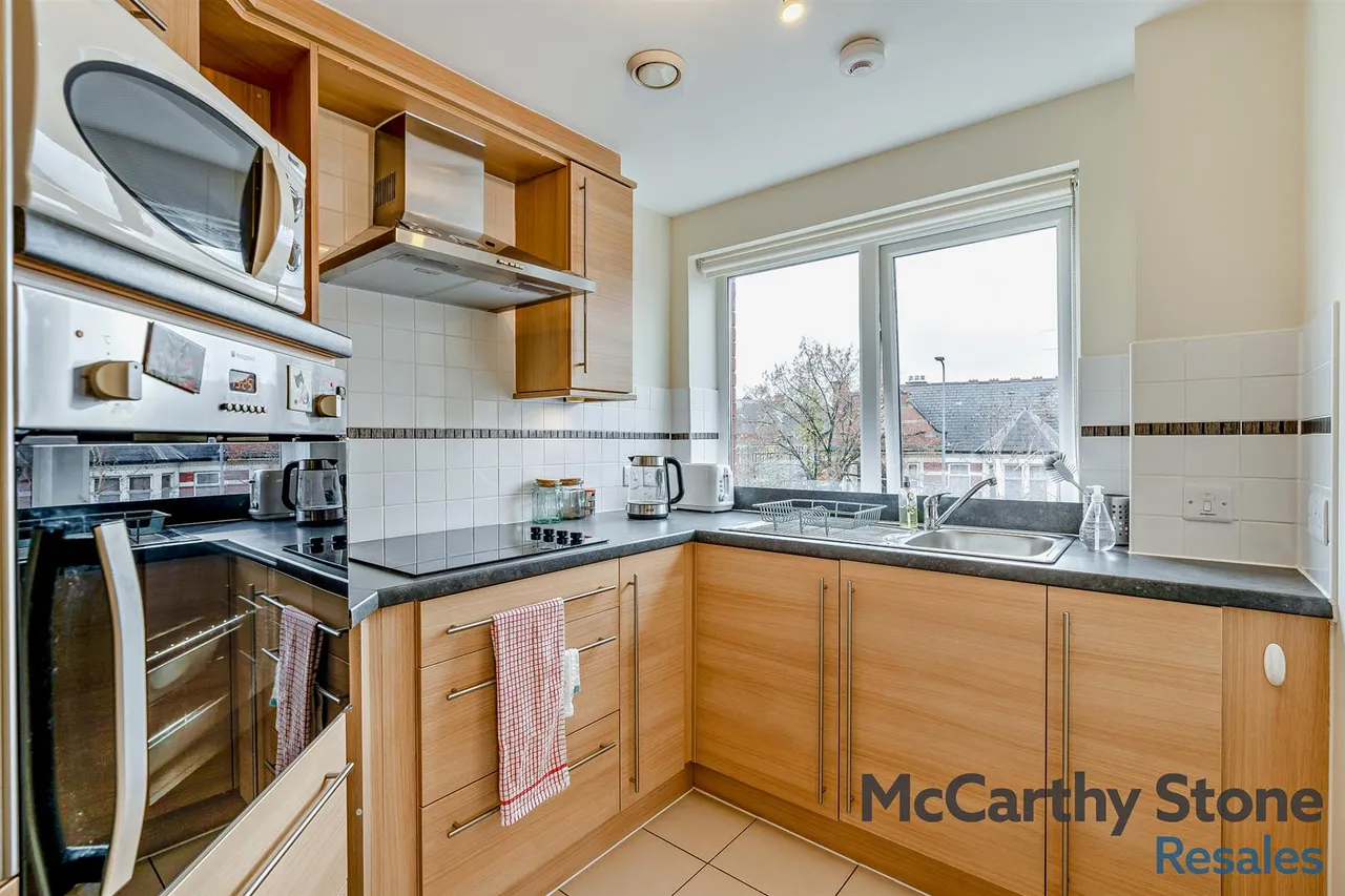 Marlborough Road, Cardiff, CF23, photo 6