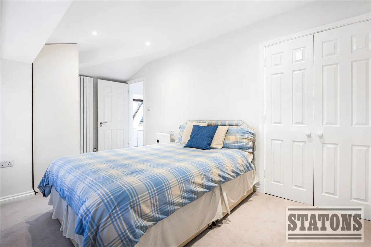 Woodridge Close, Enfield, EN2 8HJ, photo 14