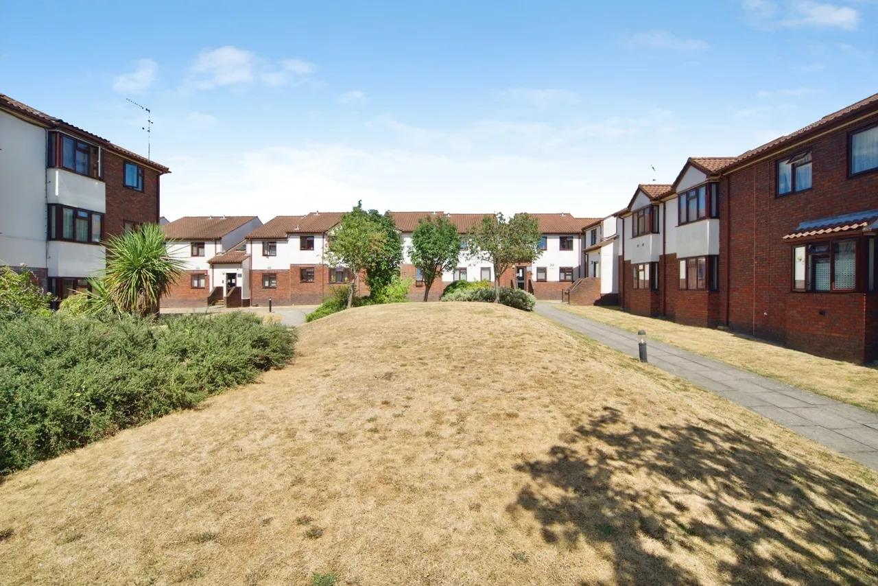 Teresa Mews, Walthamstow, E17, photo 16