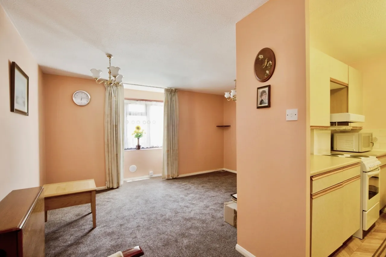 Teresa Mews, Walthamstow, E17, photo 12