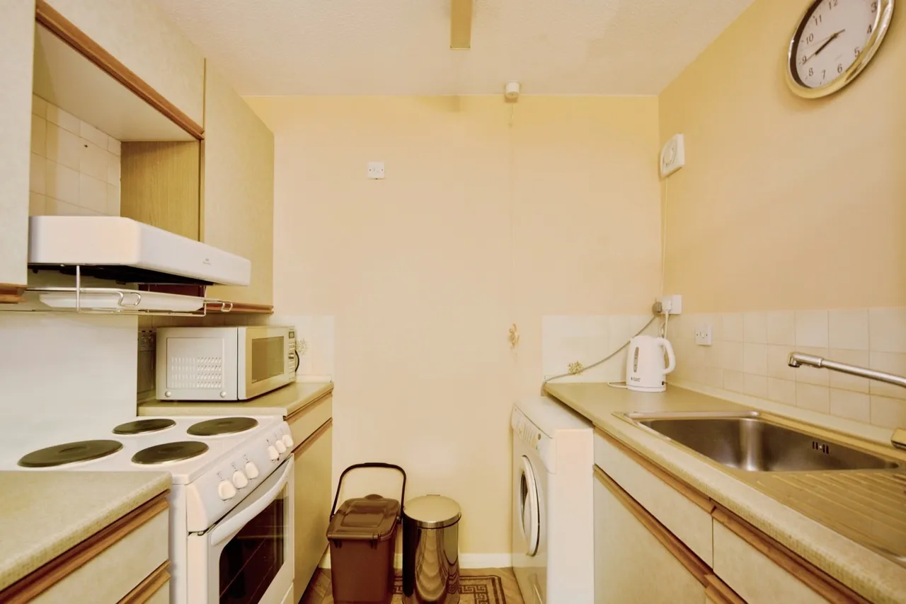 Teresa Mews, Walthamstow, E17, photo 10