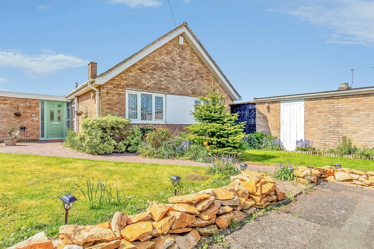3 bed house for sale — Welland View Road, Cottingham, Market Harborough
