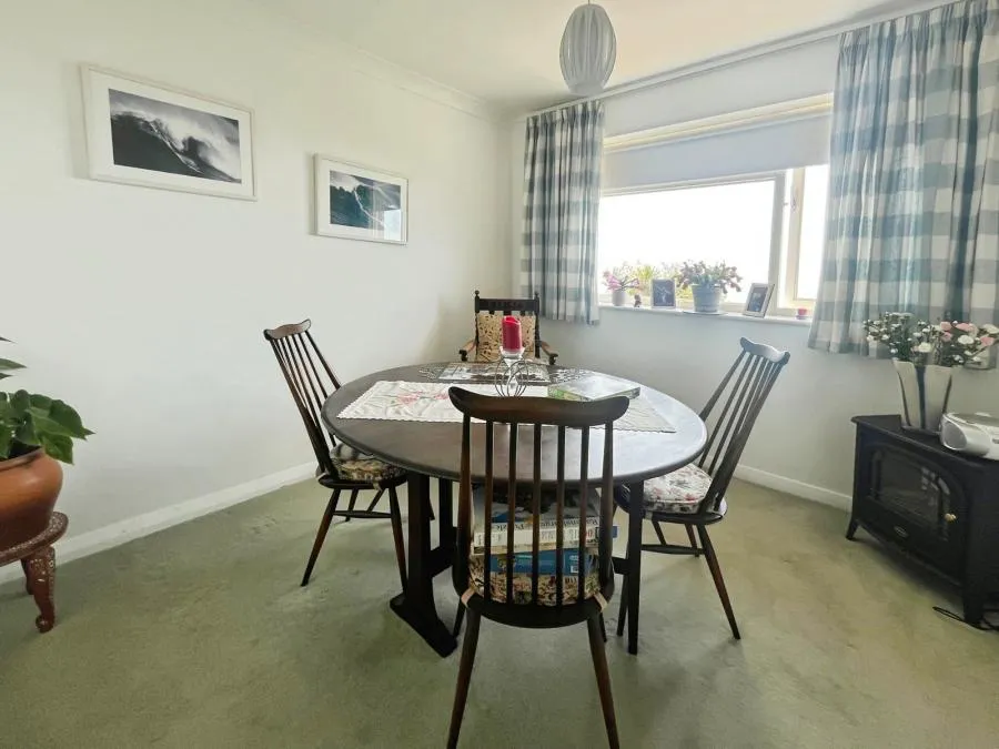 Zig Zag Road, Ventnor, PO38, photo 5