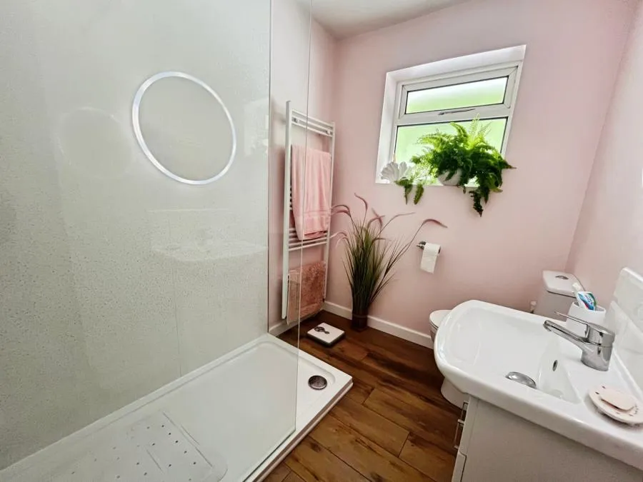 Zig Zag Road, Ventnor, PO38, photo 6