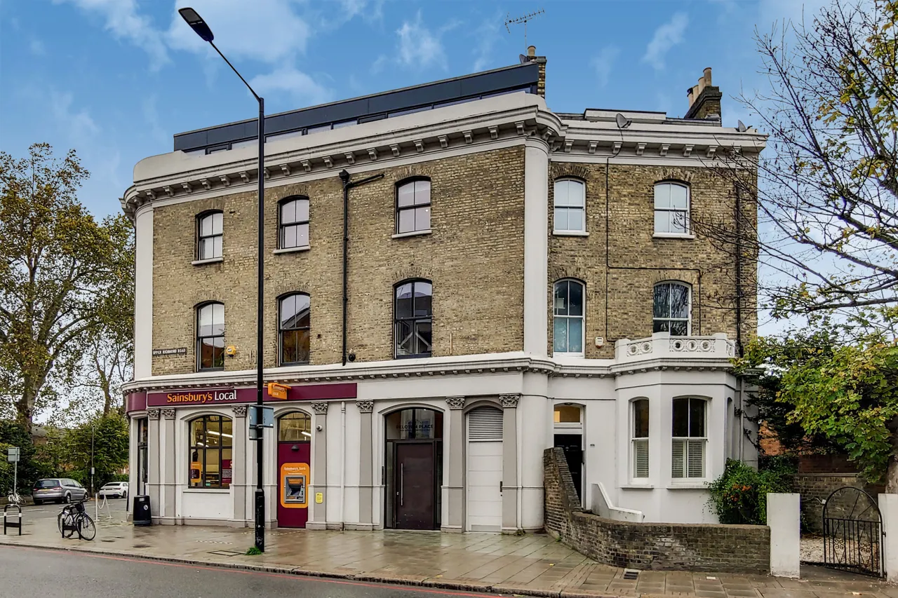 Flat 3, 408 Upper Richmond Road, London, photo 7