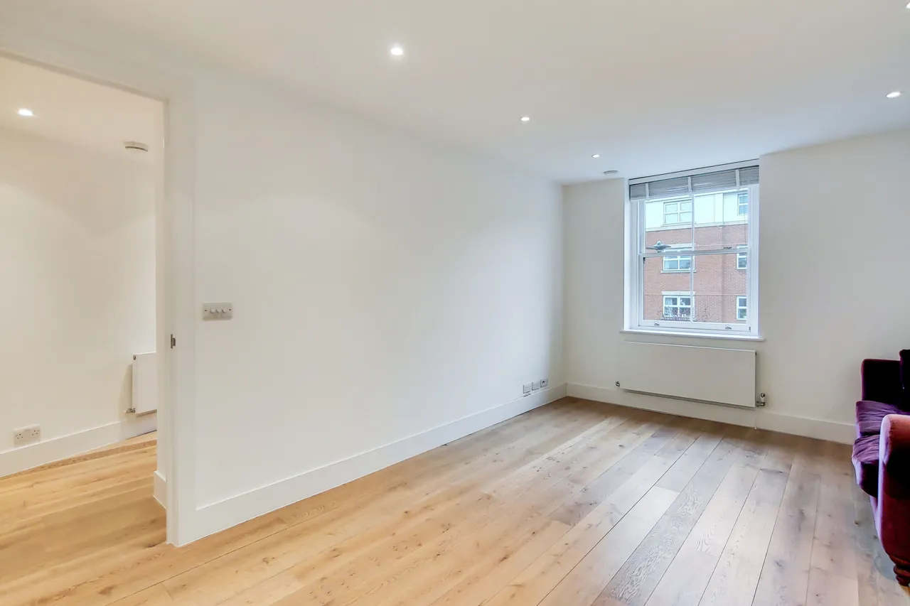 Flat 3, 408 Upper Richmond Road, London, photo 5