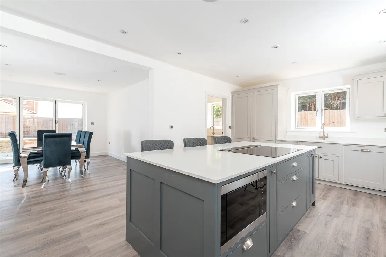 Church Street, Clifton, SG17, photo 24