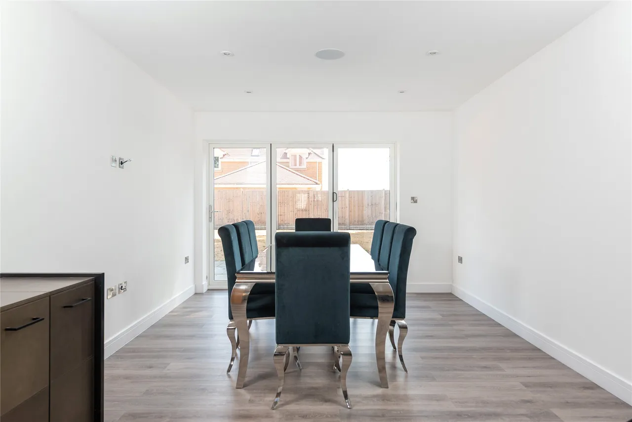 Church Street, Clifton, SG17, photo 36