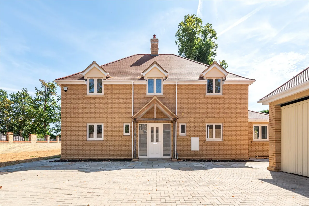 Church Street, Clifton, SG17, photo 35