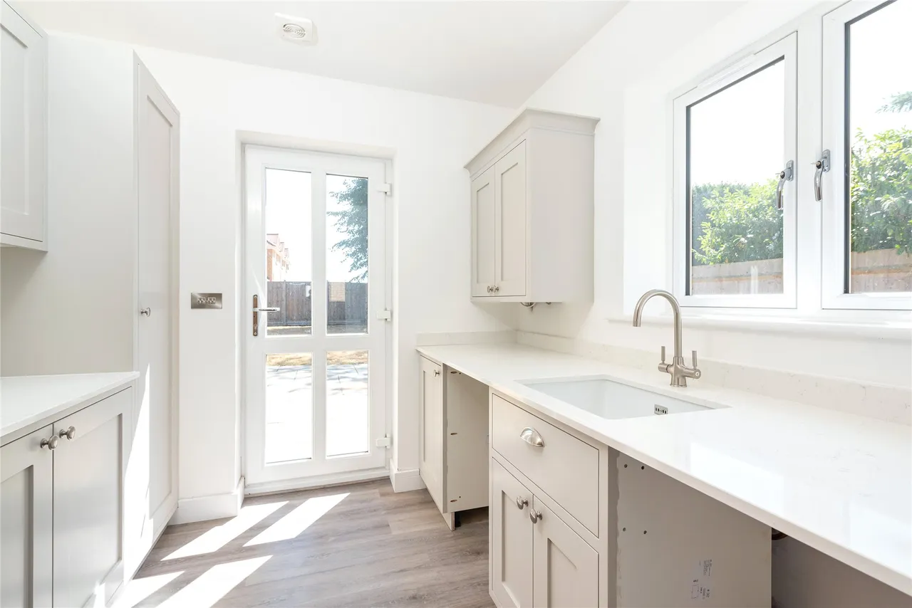 Church Street, Clifton, SG17, photo 23