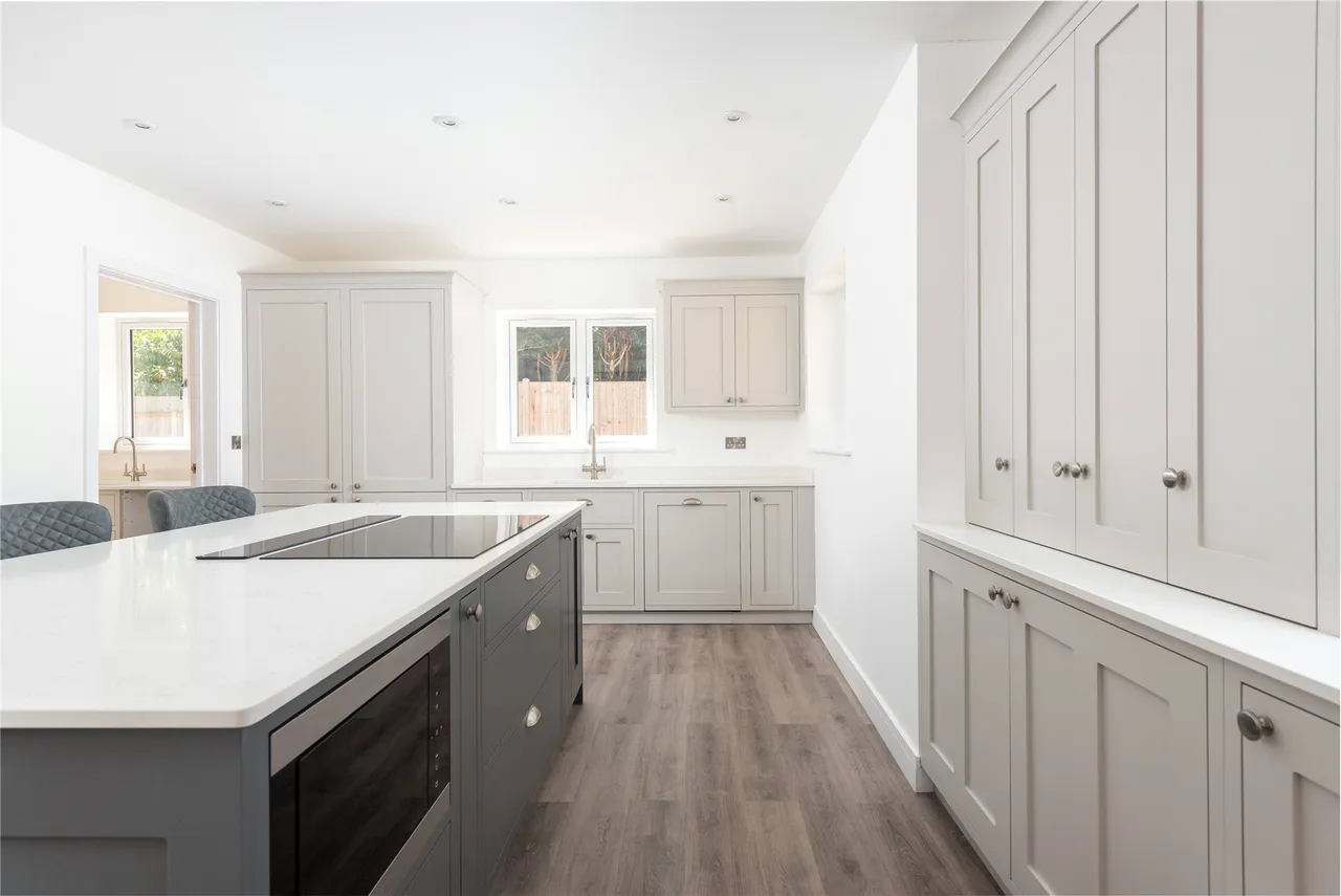 Church Street, Clifton, SG17, photo 22