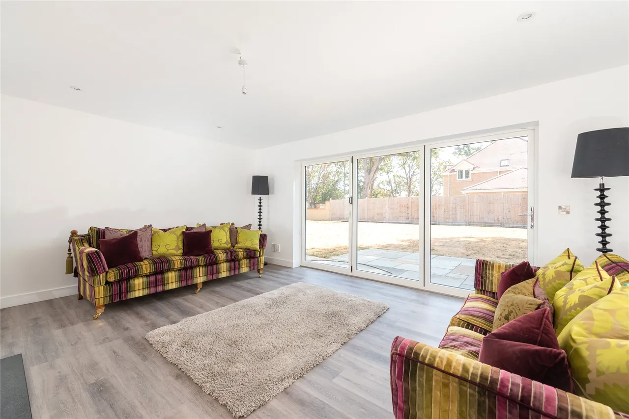 Church Street, Clifton, SG17, photo 41