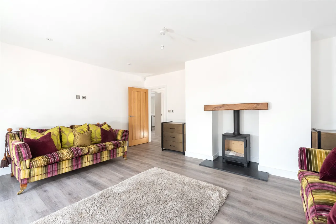 Church Street, Clifton, SG17, photo 21