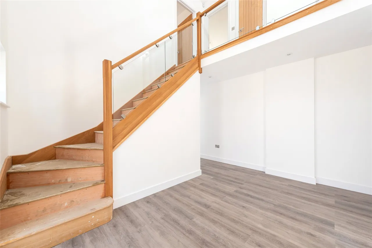 Church Street, Clifton, SG17, photo 37