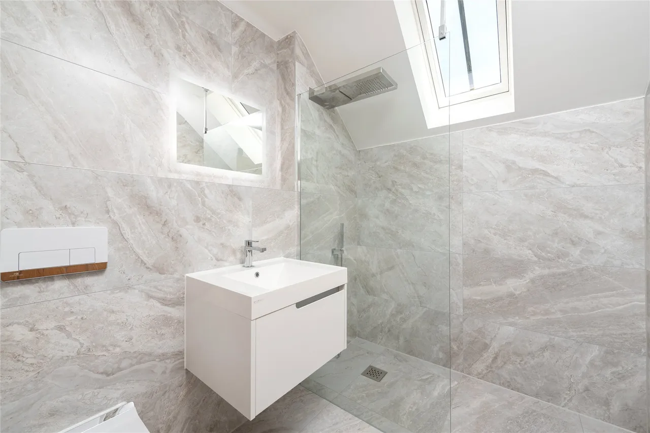 Church Street, Clifton, SG17, photo 14