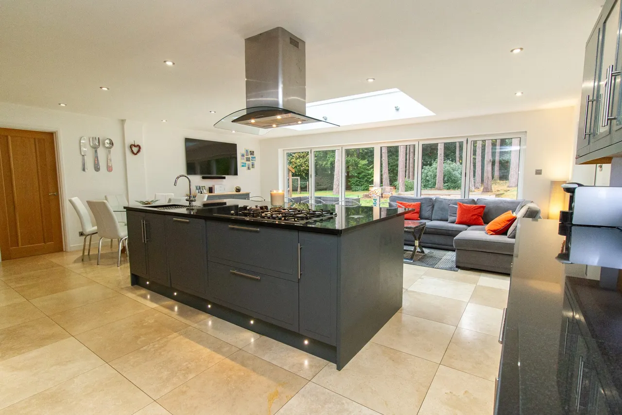 Wychwood Lodge Fitzroy Road, Fleet, GU51 4JH, photo 8
