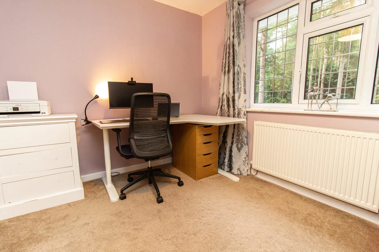 Wychwood Lodge Fitzroy Road, Fleet, GU51 4JH, photo 24