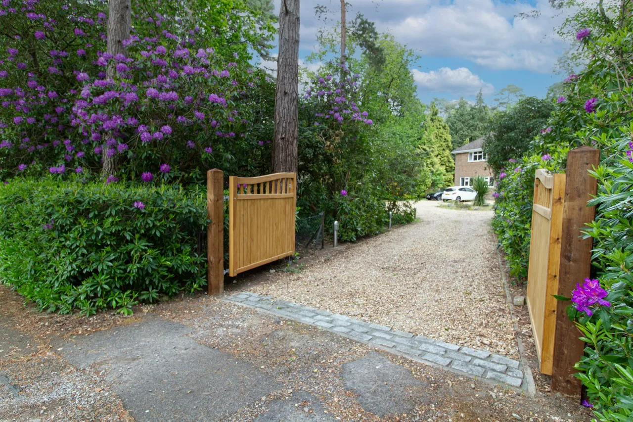 Wychwood Lodge Fitzroy Road, Fleet, GU51 4JH, photo 29